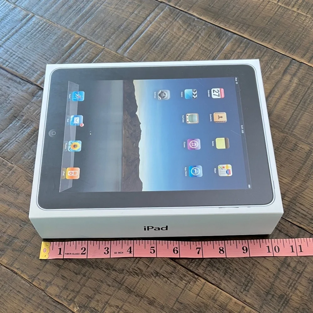 Apple iPad Box (Empty) for Display/Nostalgia/Keepsake 2010